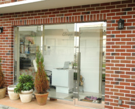 目白駅より徒歩2分
池袋駅南口より徒歩6分 目白駅より徒歩2分 池袋駅南口より徒歩6分